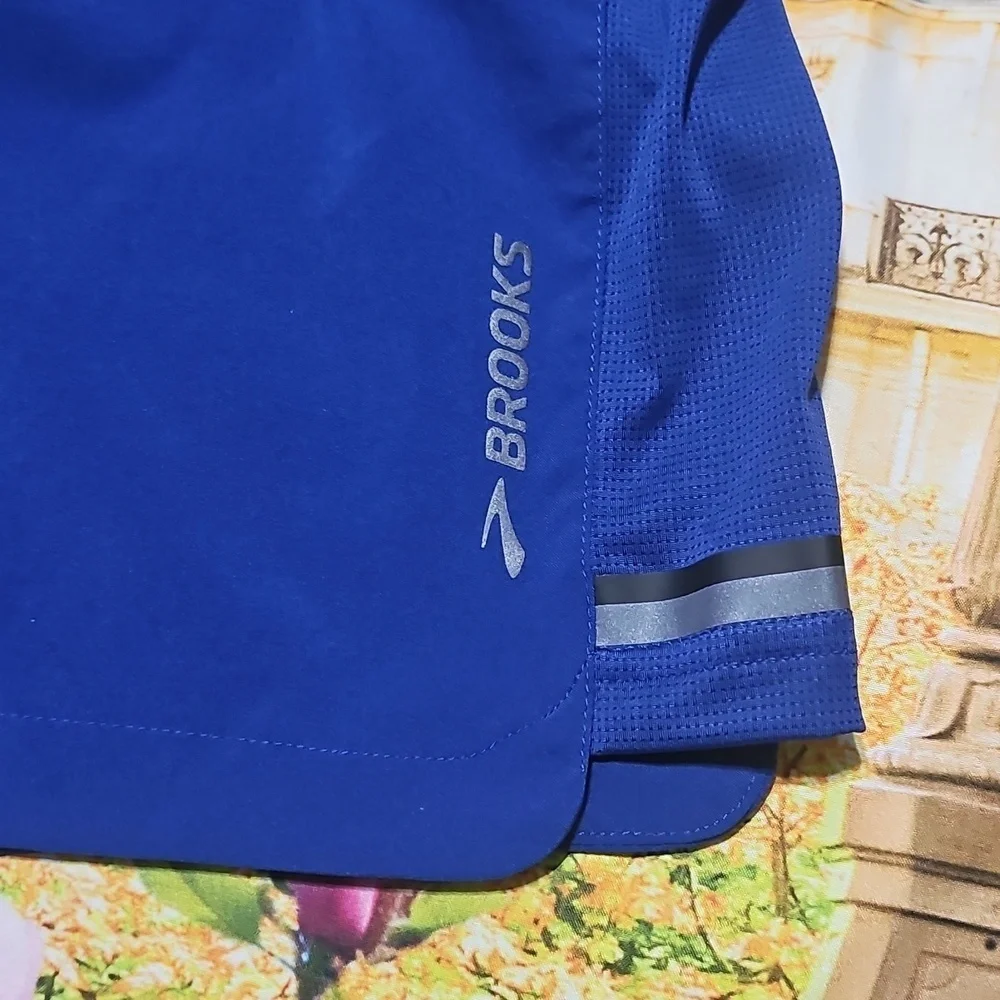 Brooks Men's Athletic Shorts in Vibrant Blue XXL